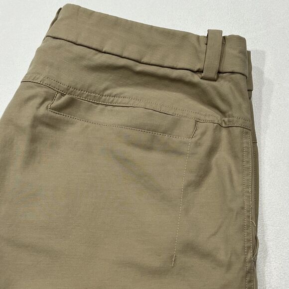 Lululemon‎ Mens Performance Khaki Tan Nylon Golf Casual Shorts Size 34 (32) - Picture 1 of 8